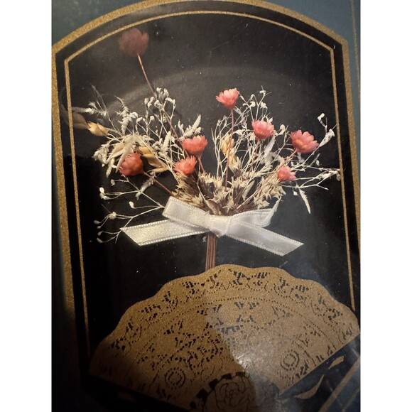 VTG Elgin Quartz 12" Shadowbox Wall/Tabletop Framed Clock Floral Dried Flowers - Picture 9 of 11